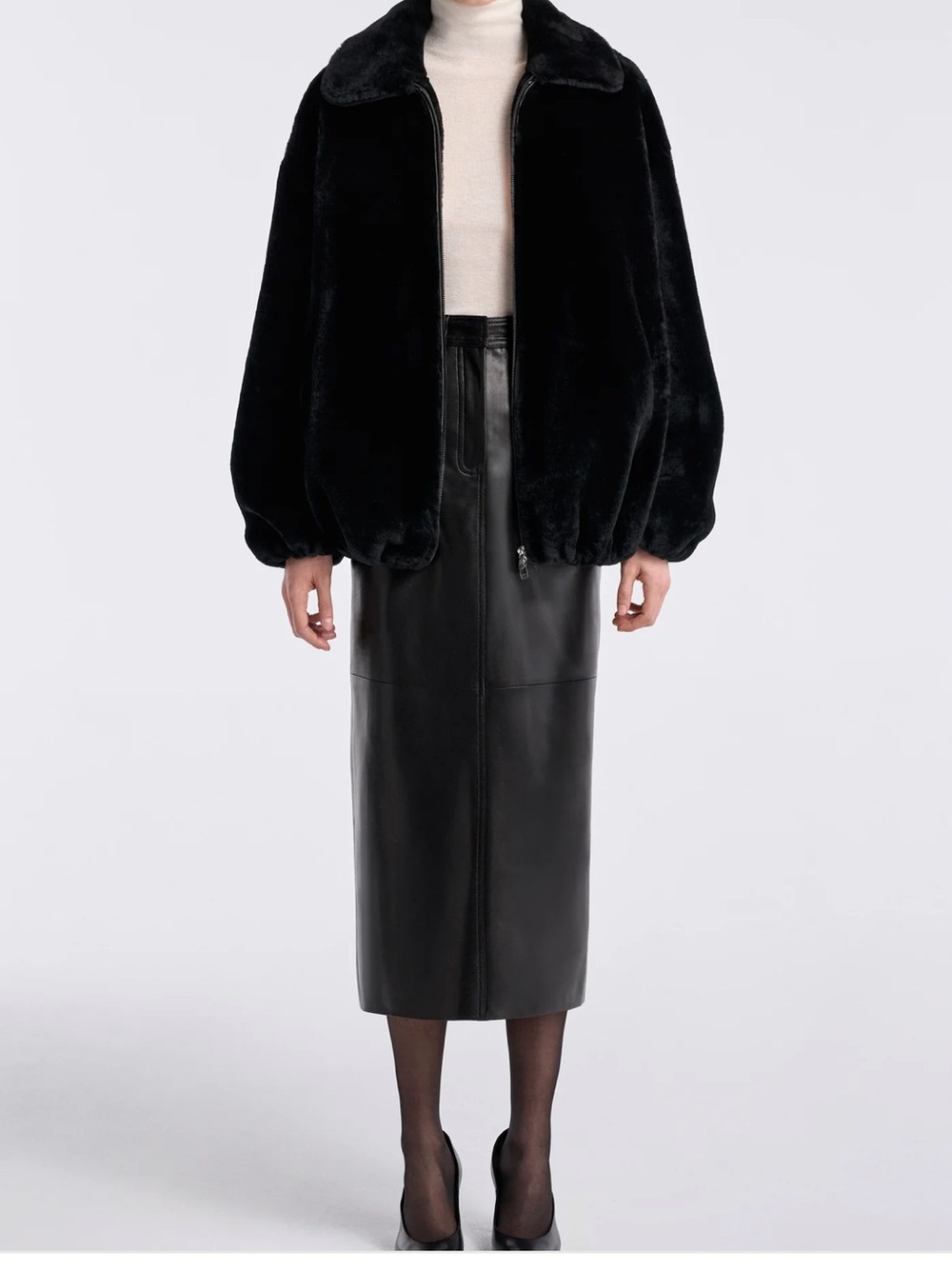 Black Faux-Fur Zip Bomber Jacket - Women - Picture 4 of 4